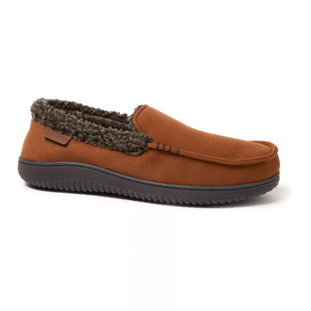 Image from Kohl's website for the cashmere-free slippers article